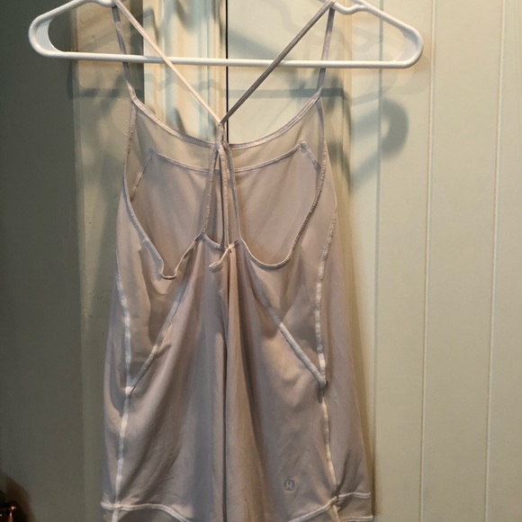 Lululemon top size 2 - Picture 2 of 6